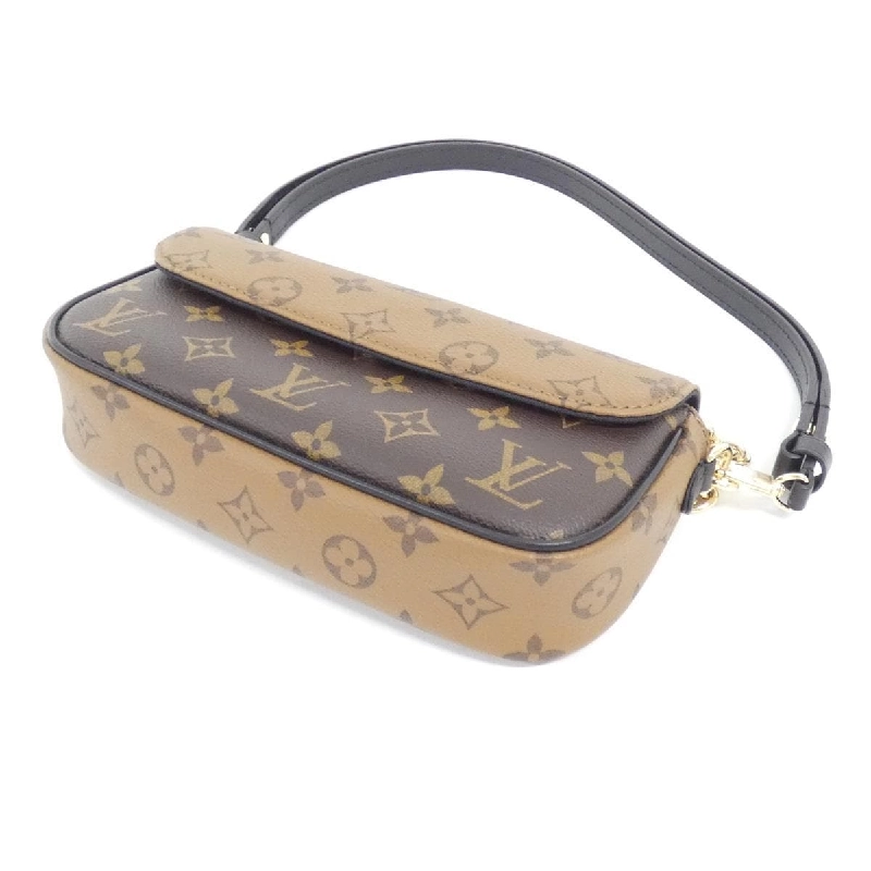 Ví Louis Vuitton Monogram On Chain Ivy M26587 Túi đeo vai - Hàng hiệu Chính hãng 768688