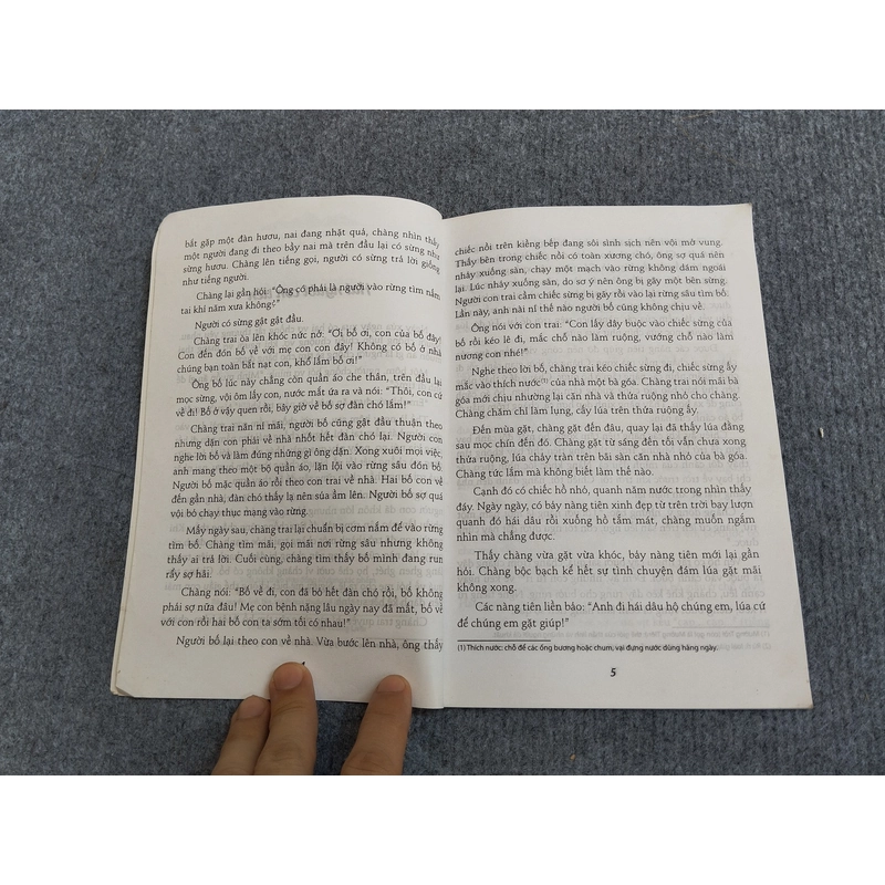 HAI NGƯỜI CON TIÊN 539705