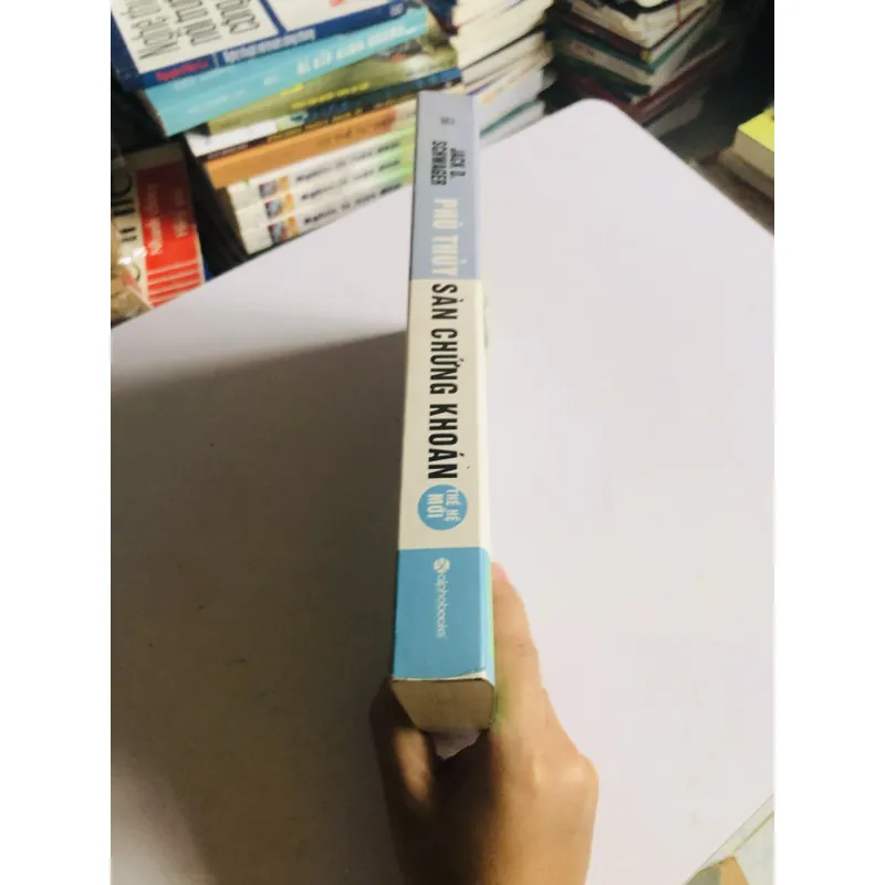 PHÙ THỦY CHỨNG KHOÁN  702715