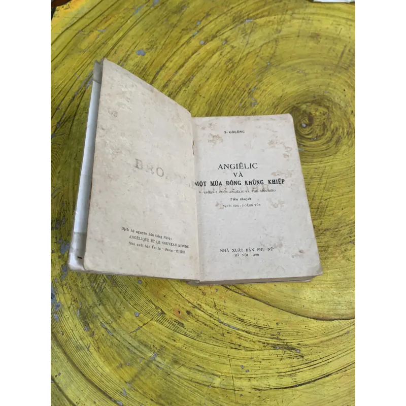 ANGIELIC VÀ MÙA ĐÔNG KHỦNG KHIẾP 746643