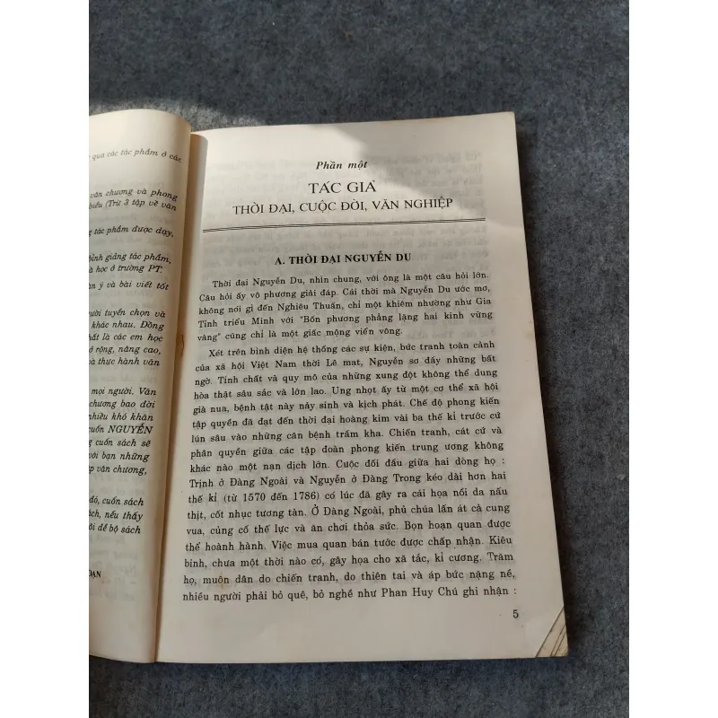 NGUYỄN DU - NHÀ VĂN VÀ TÁC PHẨM TRONG NHÀ TRƯỜNG 719976
