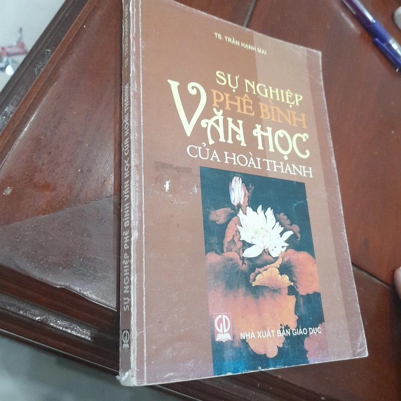 Sự nghiệp PHÊ BÌNH VĂN HỌC của Hoài Thanh 474687