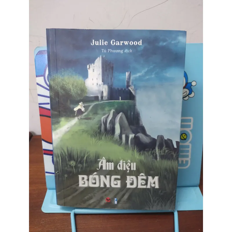 Sách: Âm điệu bóng đêm - TG: Julie Garwood 973947