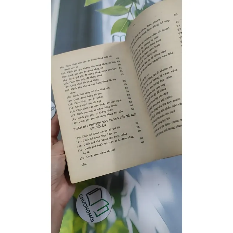 [XƯA] 260 Điều Người Nội Trợ Cần Biết (1994) - Phương Linh 776047