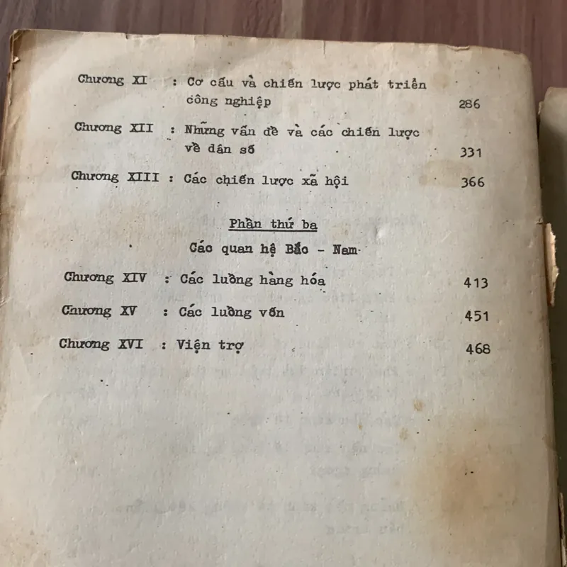 Cơ cấu và chiến lược phát triển kinh tế, CÉRARD CRELLET 608971