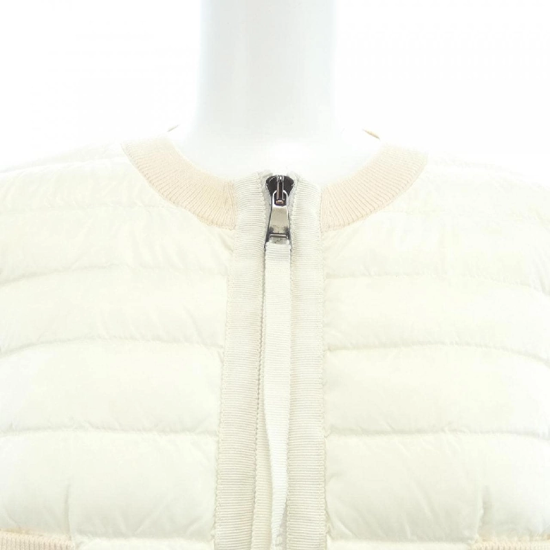 Áo khoác lông vũ MONCLER 640603