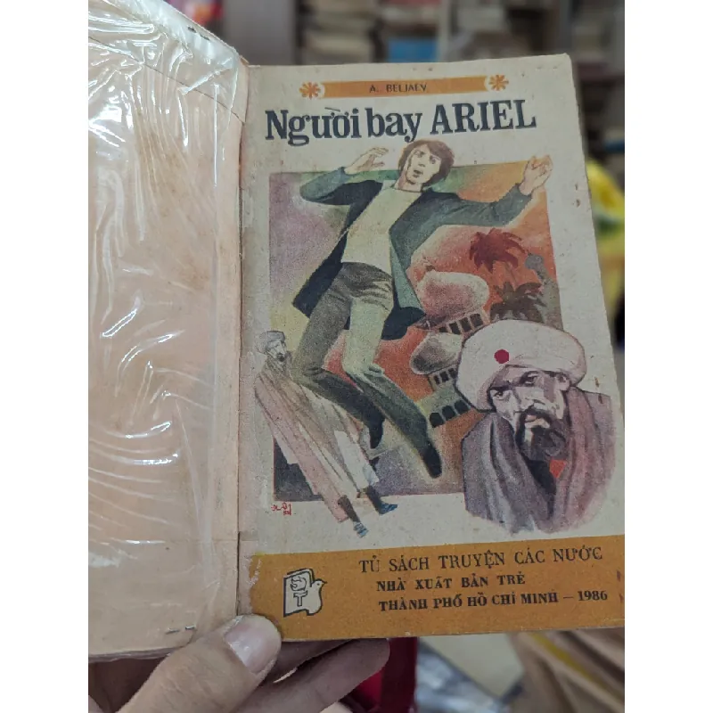 Người bay ariel - A. Beljaev 131311