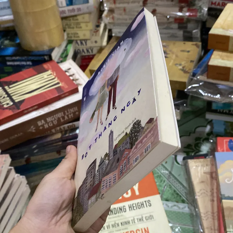 Bọt tháng ngày" của nhà văn Pháp Boris Vian 999026