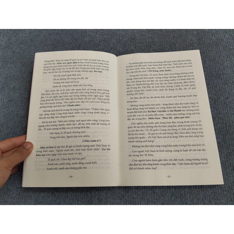 TỐ HỮU - NGỌN CỜ ĐẦU VẺ VANG THƠ CA CÁCH MẠNG 504738