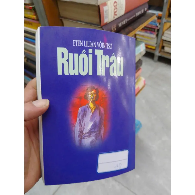 Ruồi Trâu - Eten Lilian Voinitso  (B1) 701549