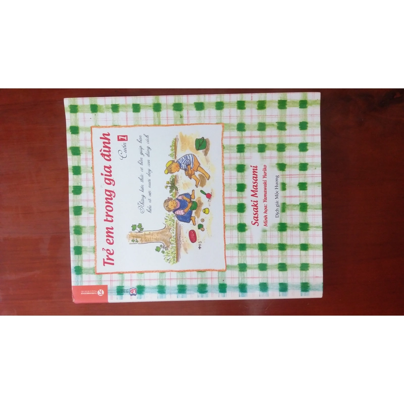 Sách làm cha mẹ - Trẻ em trong gia đình - Sasaki Masami - Cuốn 1/3 - Như mới 545606