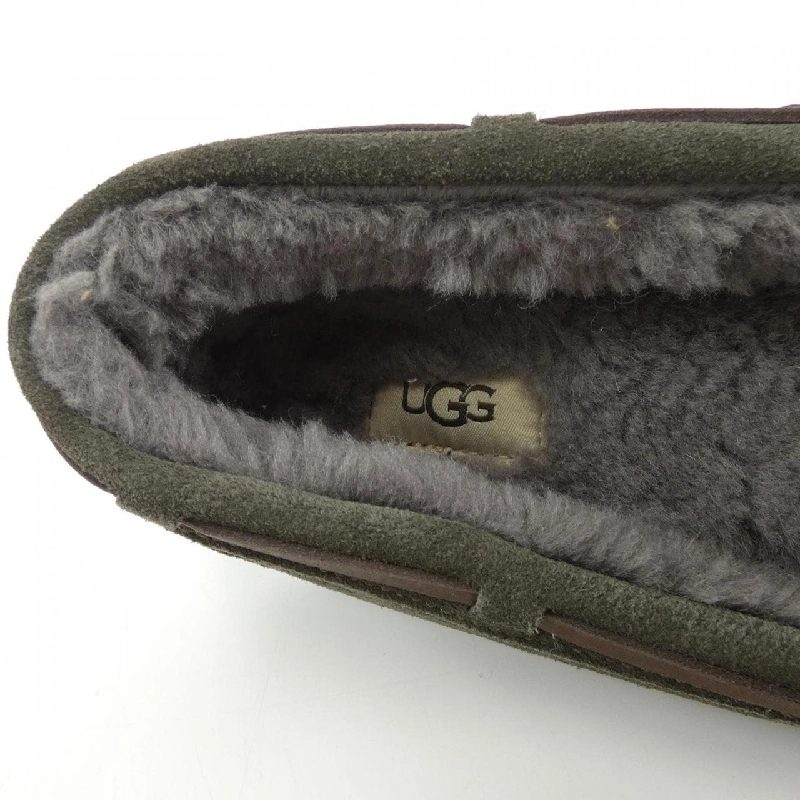 Giày sneaker UGG - Hàng hiệu Authentic 907402