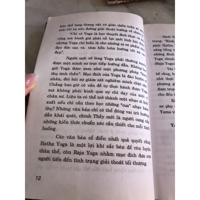 Kinh nghiệm tập yoga - Theos Bernard 1031188