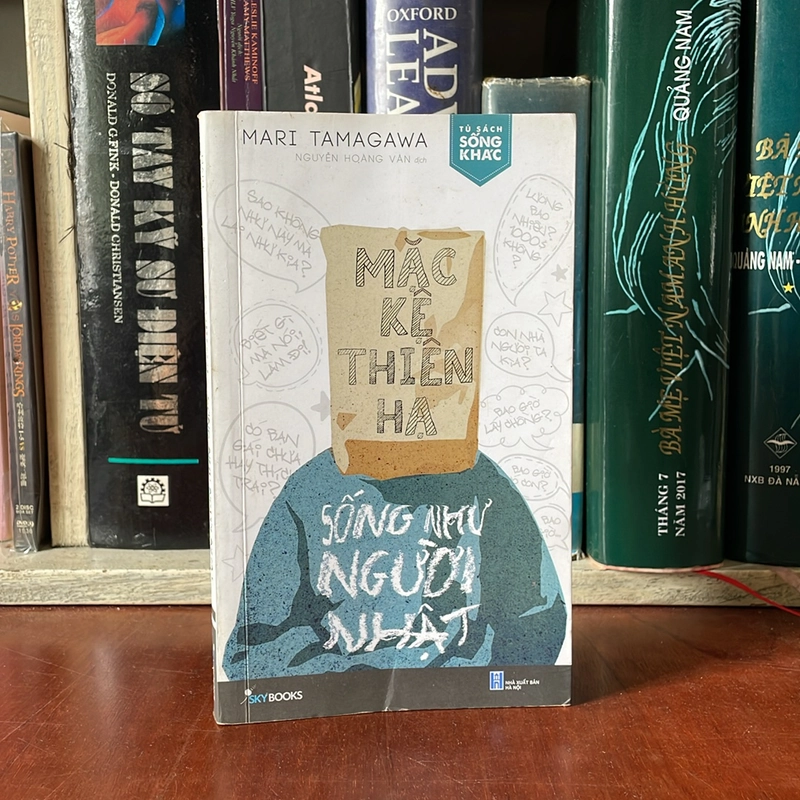 II Sách Kỹ Năng: Mặc Kệ Thiên Hạ _ Sống Như Người Nhật - Mari Tamagawa - 2018 536767