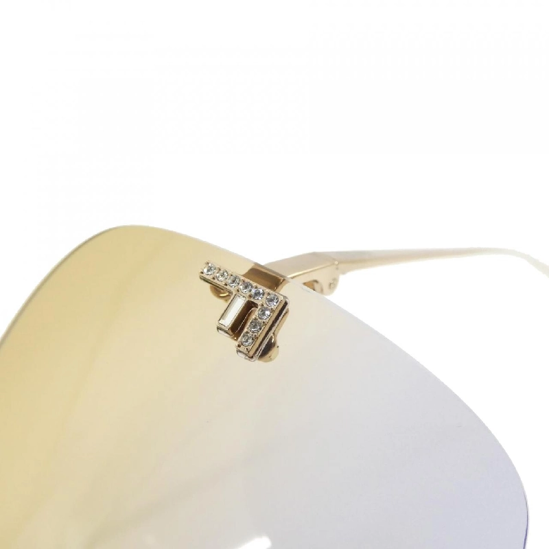 【Sản phẩm mới】Kính mát Fendi FE4134US 625147