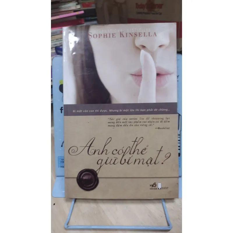 Sách: Anh có thể giữ bí mật? TG: Sophie Kinsella (B3) 1024384