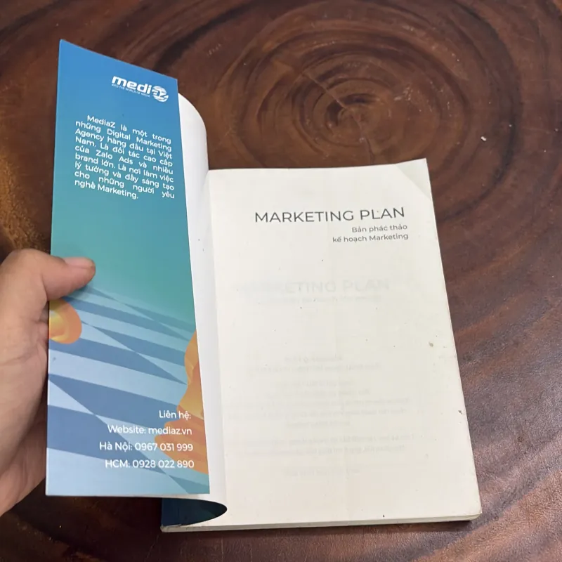 II Marketing Plan: Bản Phác Thảo Kế Hoạch Marketing - MEDIAZ - 2019 989502