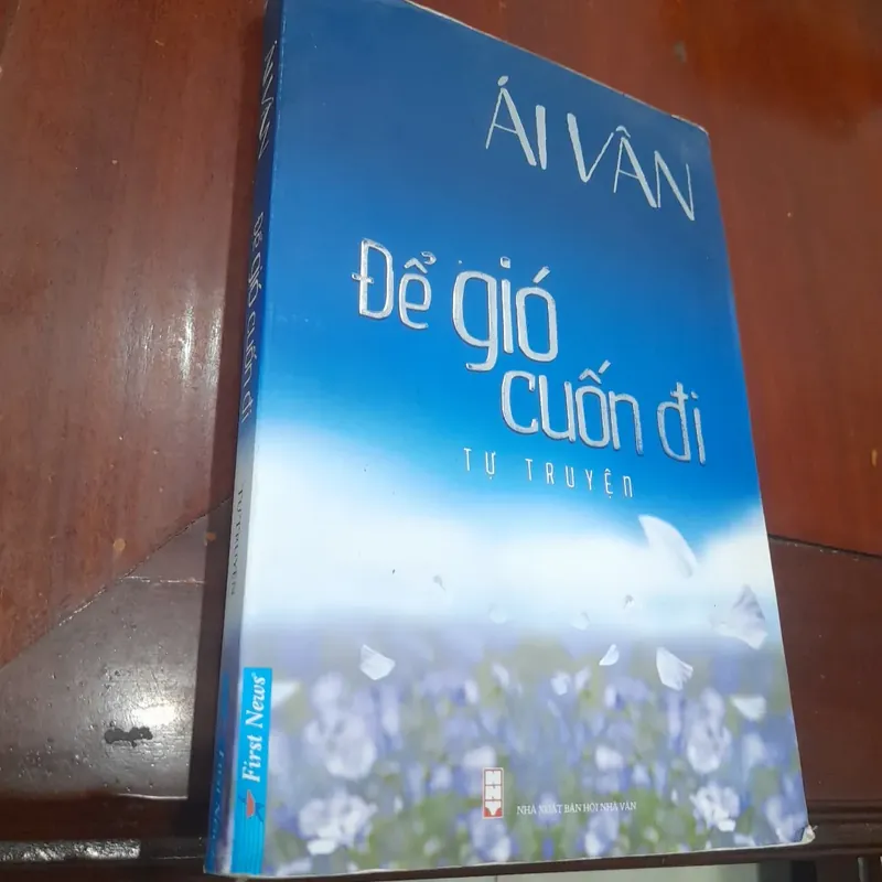 ÁI VÂN - Để gió cuốn đi (tự truyện) 590909