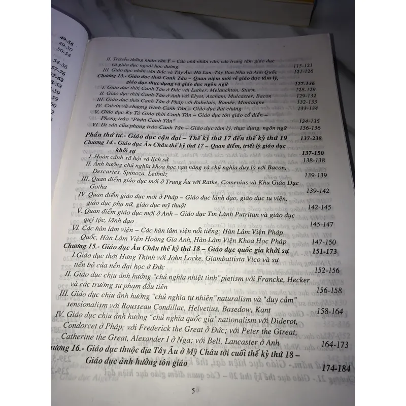 Sơ lược lịch sử giáo dục  738077