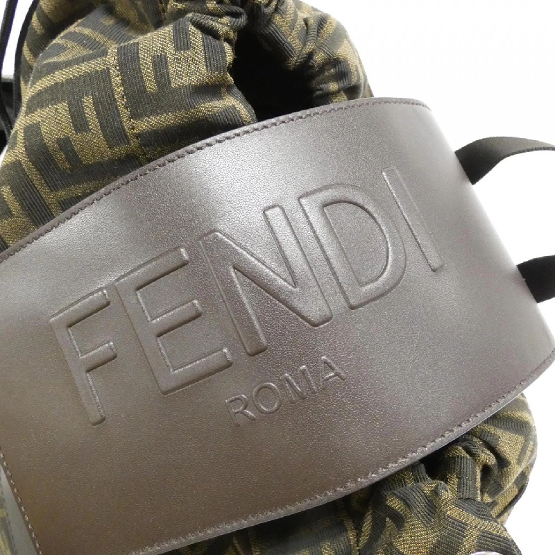 【Sản phẩm mới】Fendi Fendi Strike Large 7VZ056 AG0M Ba lô 609824