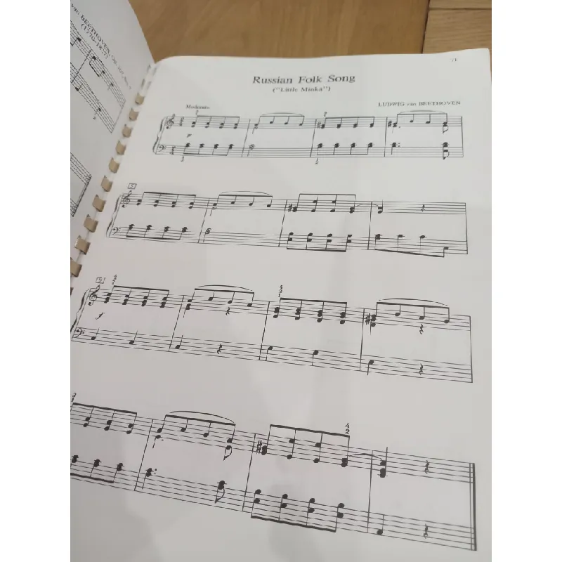 Essential keyboard repertoire: 100 early intermediate selections in their original form, volume 1 556844