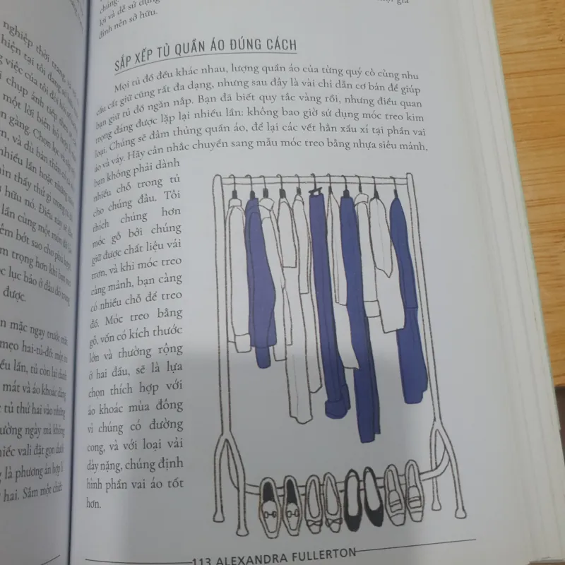 Sách em không có gì để mặc 784860