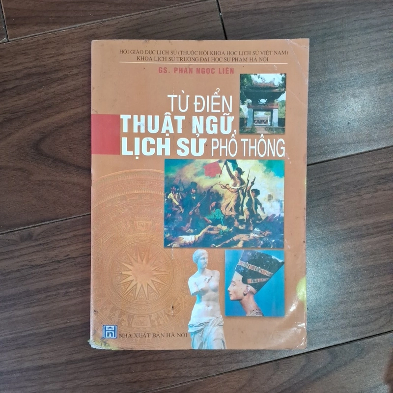 Từ điển thuật ngữ lịch sử phổ thông 532536