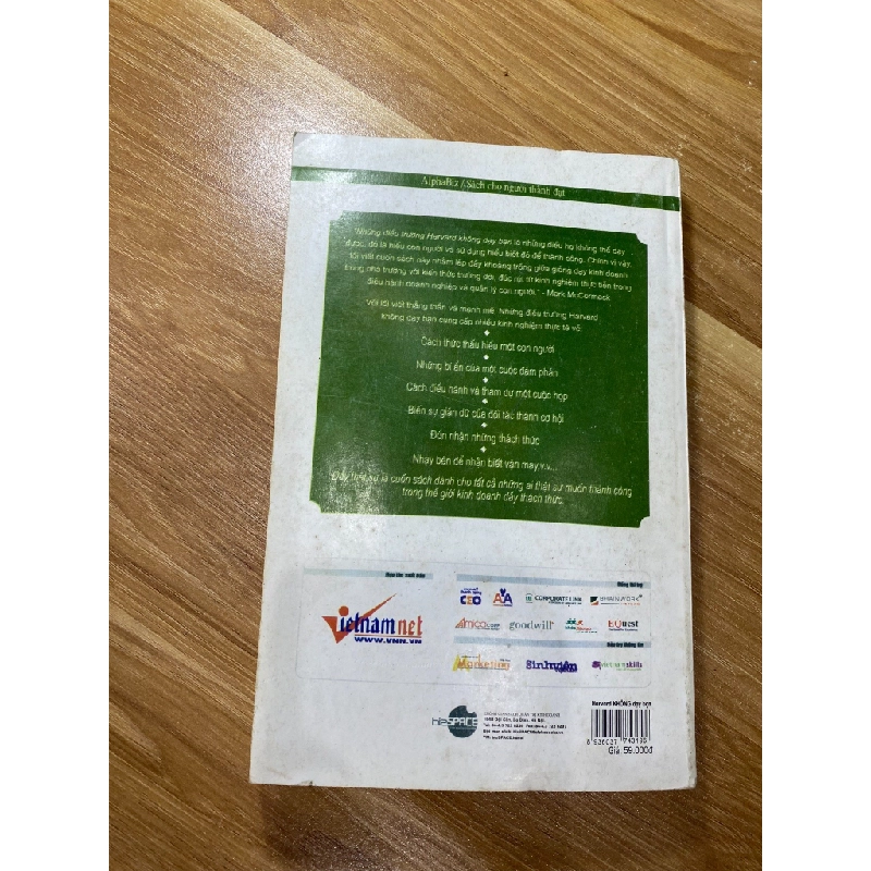 Những điều trường Harvard không dạy bạn - Mark H. McCormack 537412