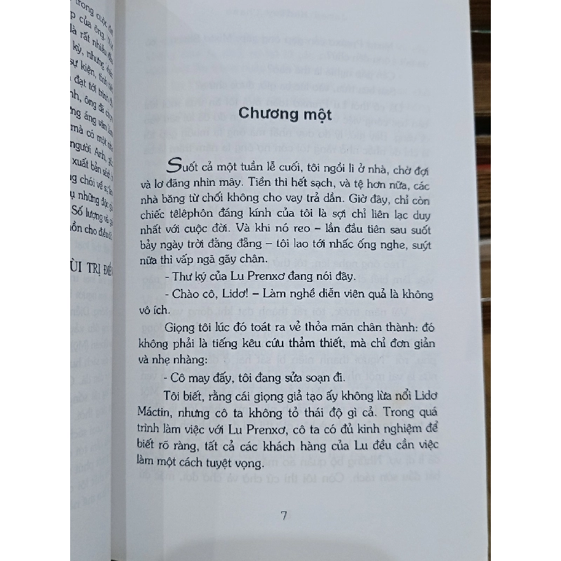 Kẻ đội lốt - James Hadley Chase (Bùi Trị Điền dịch) 971012