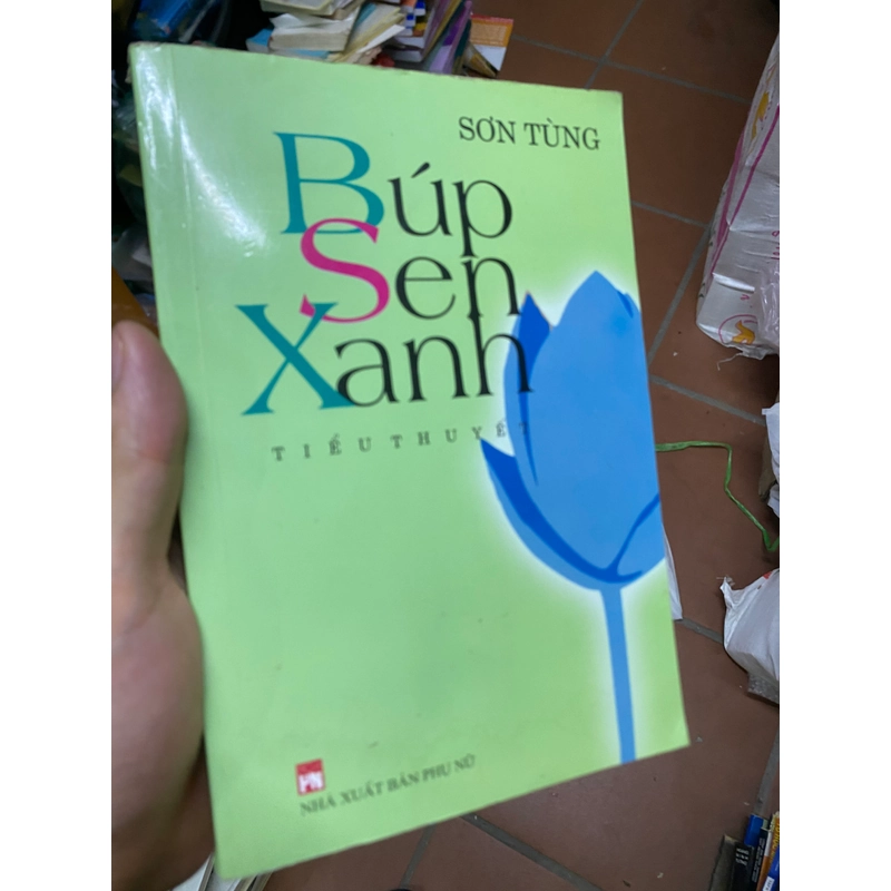 Búp sen xanh 313527