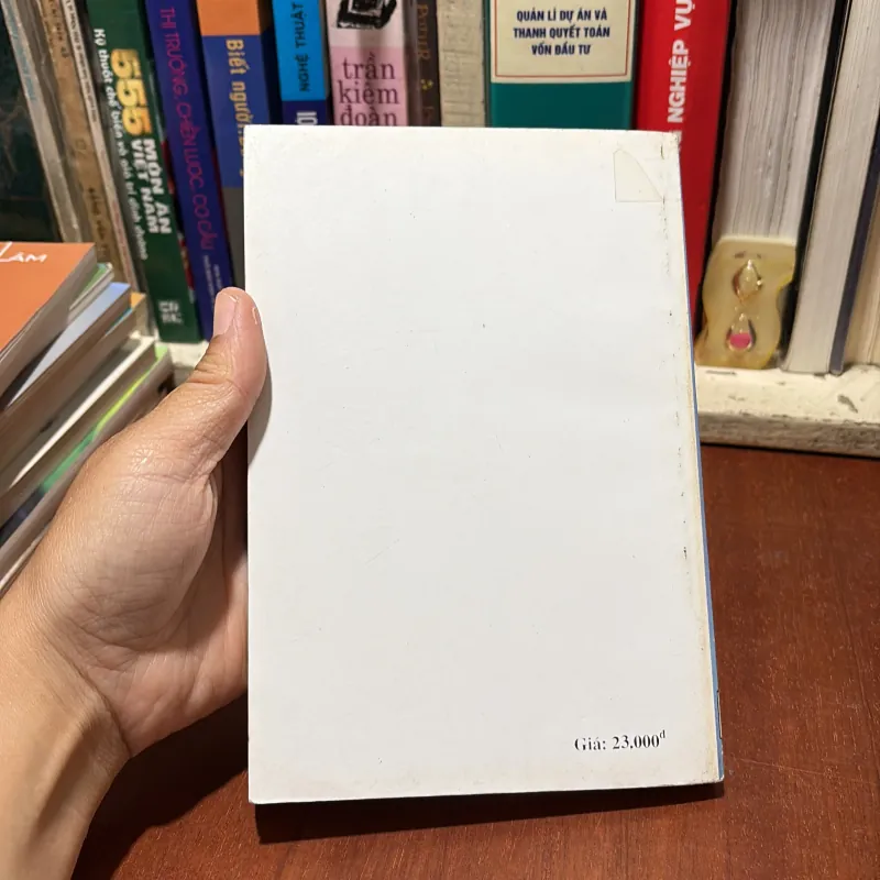 II Văn Học: Trân Trọng Một Con Người Huyền Thoại - Nguyễn Quang Hà - 2003 785616