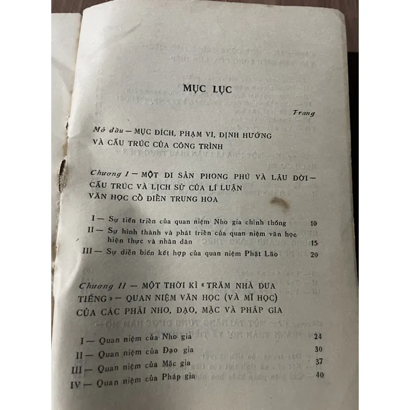 Tinh hoa lí luận văn học cổ điển Trung Quốc  593485