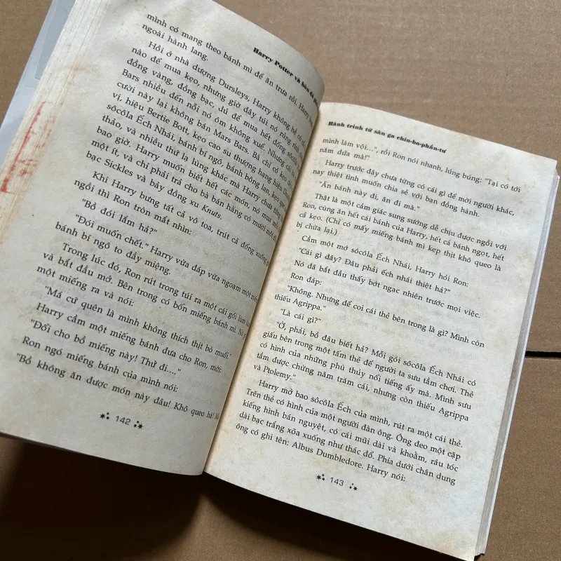 Harry potter và hòn đá phù thủy 1044320
