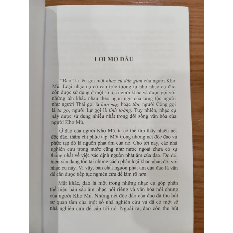 NHẠC CỤ ĐAO CỦA NGƯỜI KHƠ MÚ 713516