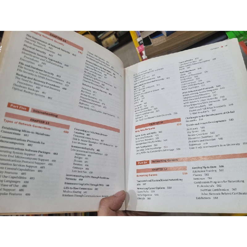 MANAGING LOCAL AREA NETWORKS - Thomas L. Case & Larry D. Smith 144586