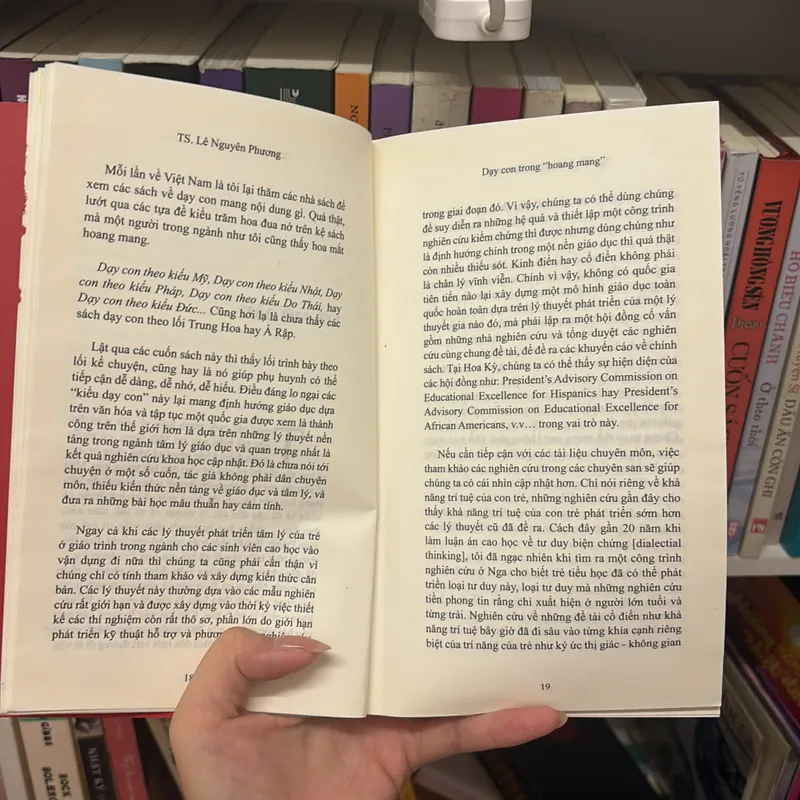 Dạy con trong hoang mang - TS Lê Nguyên Phương 715491