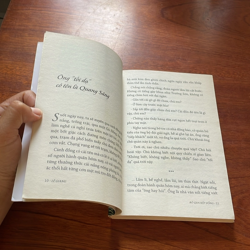 II Tản Văn, Bút Ký: Bỏ Qua Rất Uổng - Lê Giang - 2018 499120