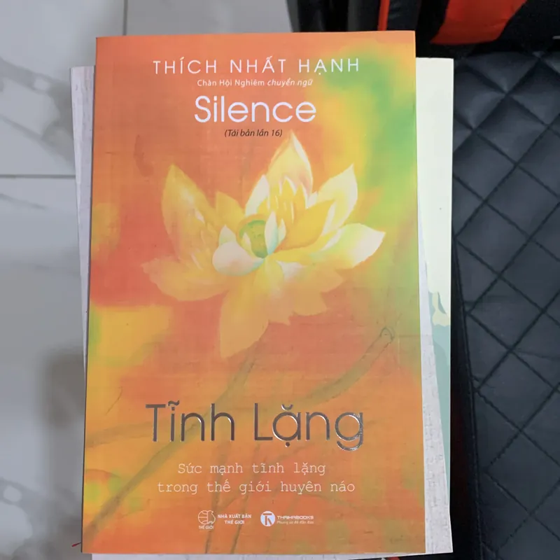 Sách Tĩnh Lặng sức mạnh tĩnh lặng trong thế giới huyên náo 594423