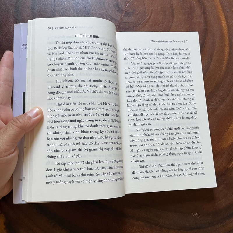 II Tựa sách: Tỷ Phú Bán Giày - TONY HSIEH - 2020 444240
