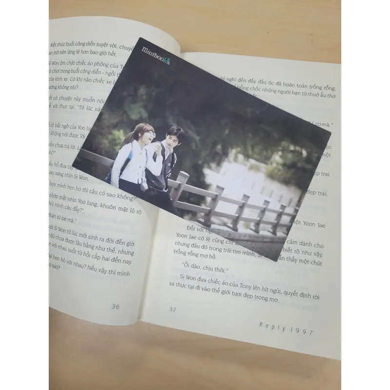 SÁCH: LỜI HỒI ĐÁP 1997 738901