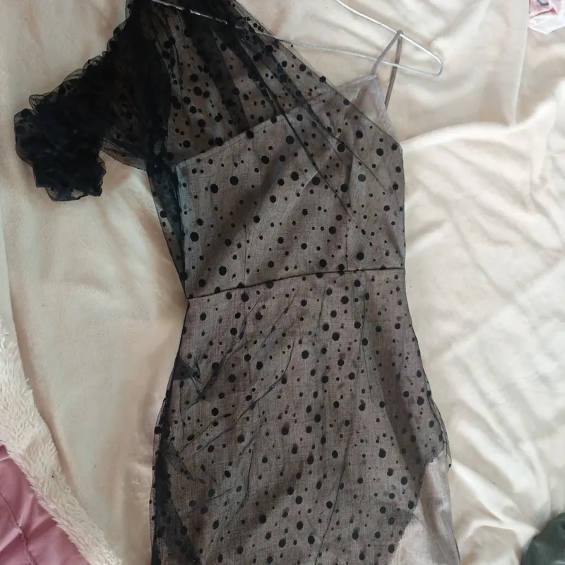 Váy dây lệch vai Kiểu size xs màu xám chấm bi trẻ trung  576390