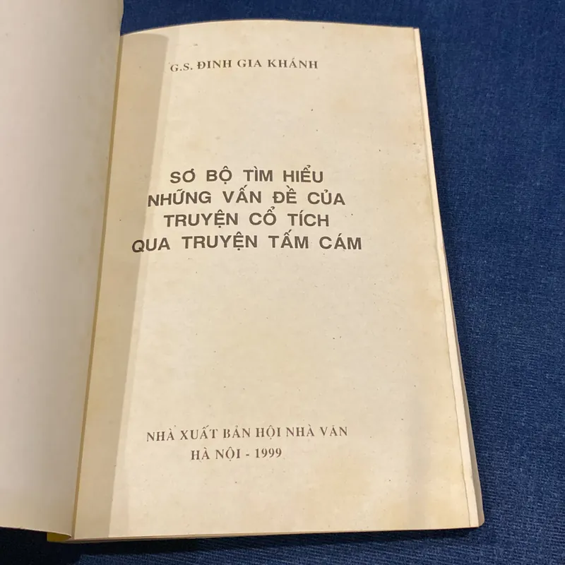 SƠ BỘ TÌM HIỂU NHỮNG VẤN ĐỀ CỦA TRUYỆN CỔ TÍCH QUA TRUYỆN TẤM CÁM 593575