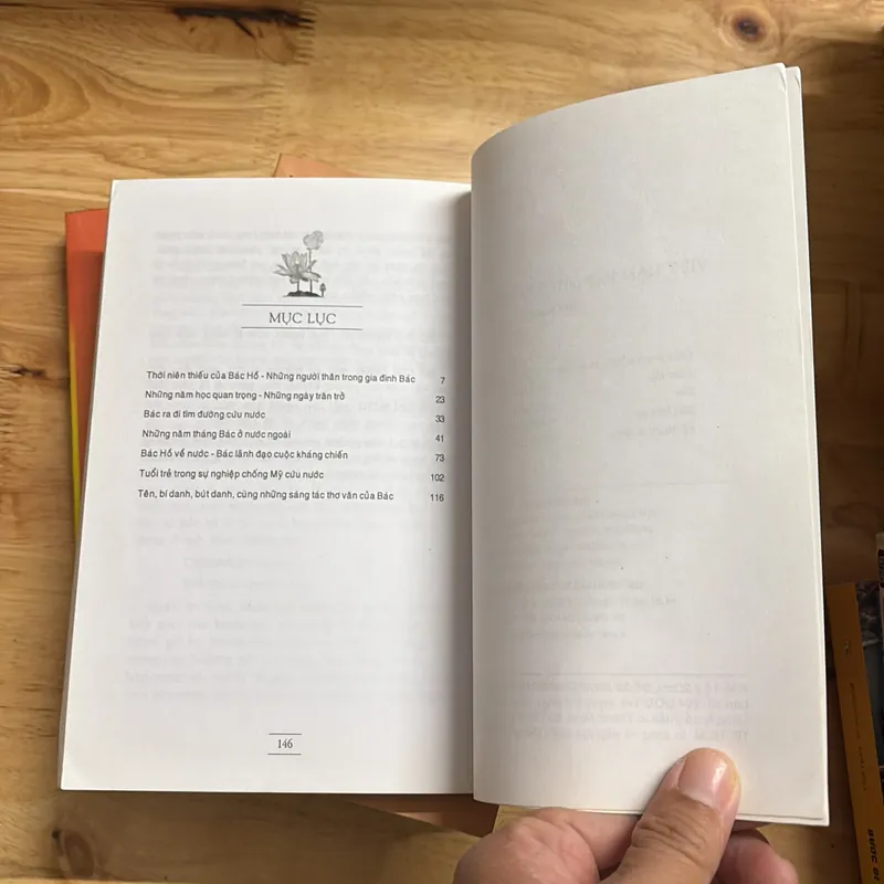 II Di Sản Hồ Chí Minh: Việt Nam Đẹp Nhất Có Tên Bác Hồ - Thy Ngọc - 2007 702668