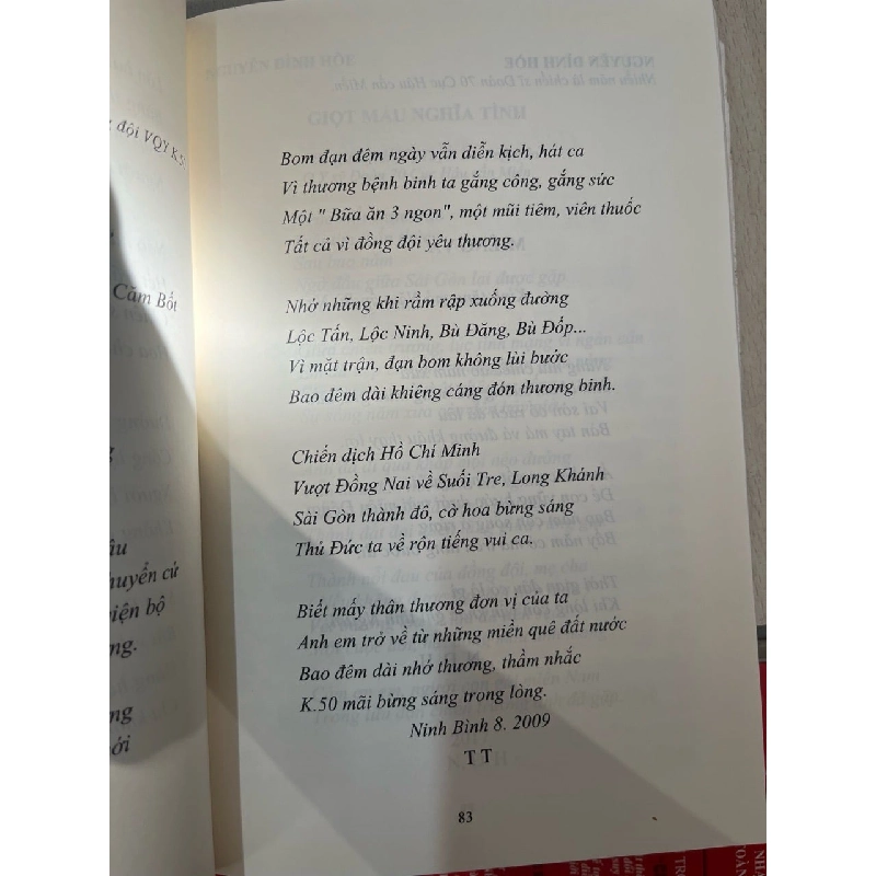 Năm tháng không quên: tập truyện ký và thơ 729121