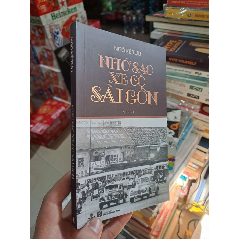 Nhớ Sao Xe Cộ Sài Gòn - Ngô Kế Tựu - 2017 mới 80% ố - Văn học Việt Nam - HMT3012 923693