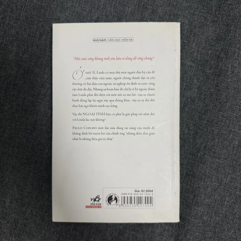 Ngoại tình - Paulo Coelho 1010243