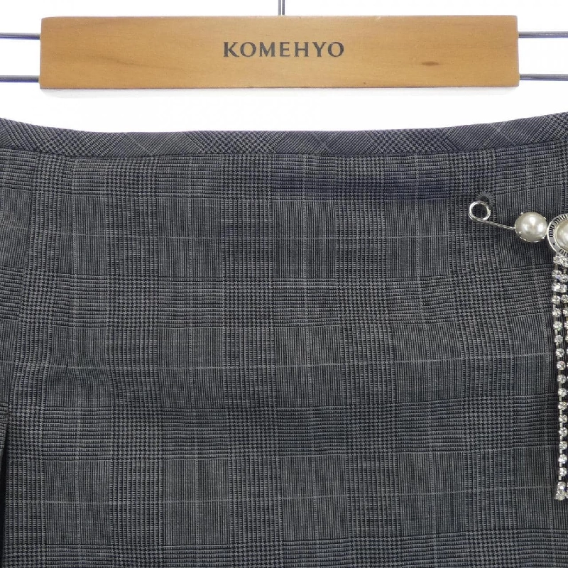 ミュウミュウ MIU MIU MG1694 10B2 chân váy 646113