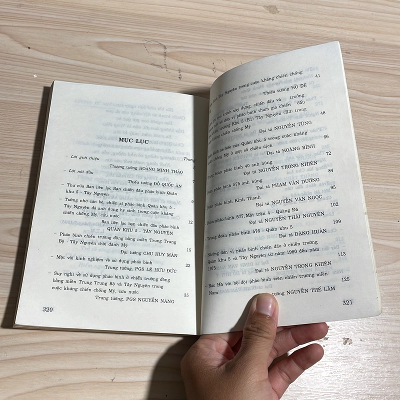 II Sách Lịch Sử: Pháo Binh _ Miền Trung Trung Bộ, Tây Nguyên Thời Đánh Mỹ - 2000 548699