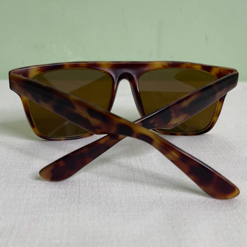 Kính râm vintage - mặt vừa & to  549857
