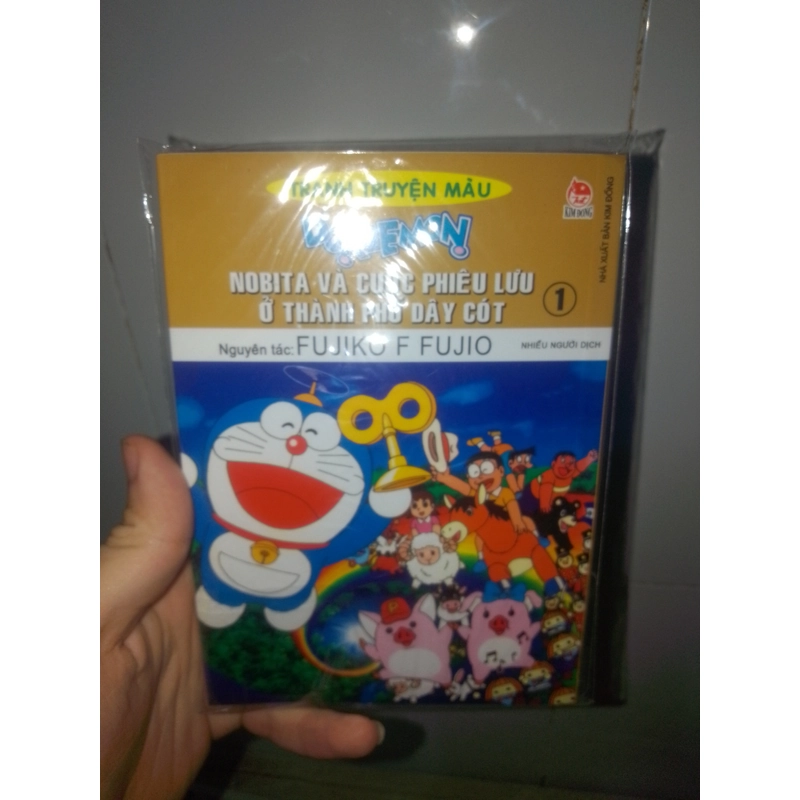 Truyện Nobita và cuộc phiêu lưu ở thành phố dây cót tập 1  548063